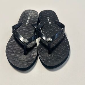 Coach Women’s Flip Flops Abigail Signature Size 9 Black Summer Travel Beach Pool